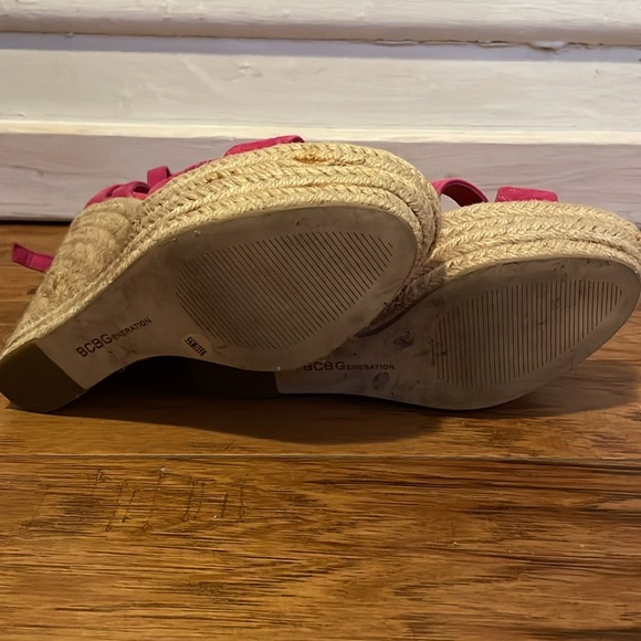 BCBG Wedges - Picture 3 of 4